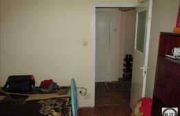 2 camere, 54 mp utili, decomandat, parcare, zona Bulevardului 21 Decembrie 1989!