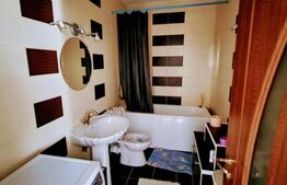 Apartament 3 camere, 50 mp, parcare zona Florilor !