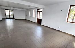 Spatiu comercial la strada, 79mp, zona Subcetate