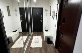 Apartament 3 camere, 74 mp, etaj intermediar, boxa, parcare, zona Sub Cetate!