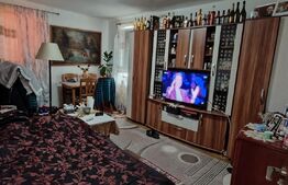 Apartament 3 dormitoare, 73mp, parcare , zona Cetatii