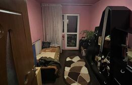 Apartament 4 camere decomandat + 2 balcoane, 2 bai etaj intermediar, Campului