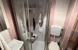 Apartament 4 camere decomandat + 2 balcoane, 2 bai etaj intermediar, Campului