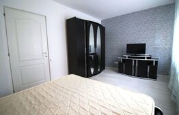 Apartament cu 2 camere decomandate, parcare, Zona Vivo 