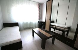 Apartament cu 2 camere decomandate, parcare, Zona Vivo 