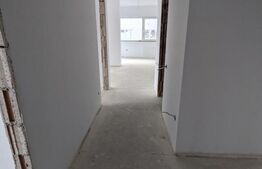 Apartament 3 camere, 75 mp