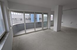 Apartament 3 camere, 75 mp