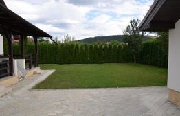 Casa de 500 mp utili cu 1100 mp de teren!