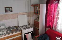 2 camere, 54 mp, decomadat, etaj intermediar, zona Iulius Mall!