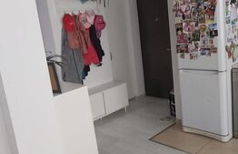 Apartament, 3 camere, 58 mp, loc de parcare, zona Terra