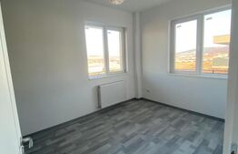 Apartament 3 camere,54 mp, terasa de 25 mp, zona Terra