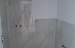 Comision Zero, Apartament semidecomandat, 3 camere, finisaje noi