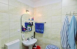 Apartamet semidecomandat de 2 camere, parcare, lift, zona Terra