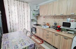 Apartamet semidecomandat de 2 camere, parcare, lift, zona Terra