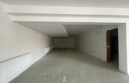 Spatiu comercial de 269 mp! Vad foarte bun ! 