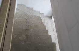 5 camere, 98 mp, imobil nou tip vila, terasa 50 mp, semifinisat, zona linistita