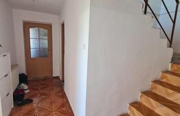 Casa individuala cu 5 camere, 216 mp de teren