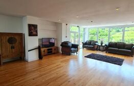 Casa cuplata, 400 mp utili si 650 mp de teren, sat Tauti