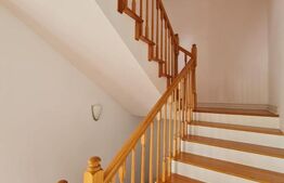 Casa cuplata, 400 mp utili si 650 mp de teren, sat Tauti