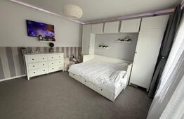 Duplex 4 camere, 120 mp utili, 300 mp teren, piscina incalzita, panouri solare
