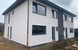 Duplex cu 4 camere, incalzire in pardoseala, panouri fotovoltaice, Gilau