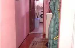 Vanzare apartament 3 camere, 66 mp, decomandat, zona Aurel Vlaicu!