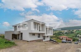 Duplex de 4 camere, 120 mp, gradina, zona Valea Chintaului! 
