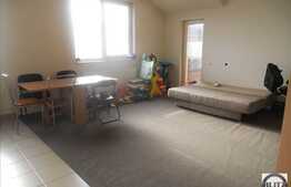 Inchiriere apartament partial mobilat! 2 camere, 61 mp, balcon! Zona Eroilor!