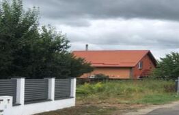 Teren intravilan  2000 mp, Stupini,  utilitati in fata terenului