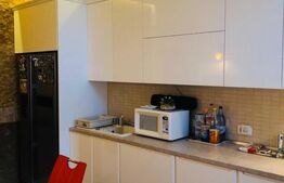  Apartament cu 3 camere, 100 mp, boxa, zona Piata Mihai Viteazu