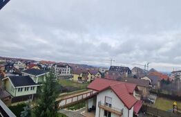 Penthouse modern  Tractoru -130 mp + 2 locuri de parcare , lift