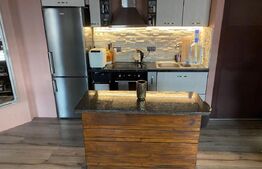 Casă deosebită P+1 - 7 camere , 3 bai ,teren 550 mp, Prejmer