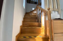 Apartament de 3 camere, 81 mp, zona Piata Mihai Viteazul