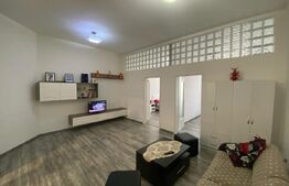 Apartament de 3 camere, decomandat, 74 mp, zona Piata Unirii
