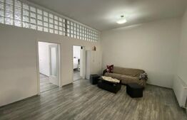 Apartament de 3 camere, decomandat, 74 mp, zona Piata Unirii