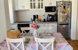 Apartament 3 camere, 2 bai 71 mp, parcare, zona Stejarului!