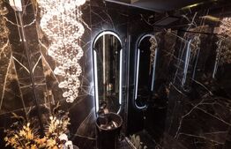 Casa insiruita, 95 mp,  ultralux, parcare subteranaerra