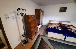 Casa cu teren de 1392 mp in zona strazii Bucuresti