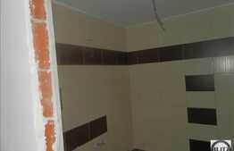 De vanzare mansarda cu 2 camere, 45 mp, FINISATA! Zona Terra! Parcare inclusa!