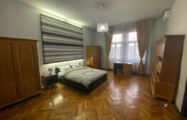 Apartament de 3 camere, decomandat, 121 mp, zona Piata Unirii
