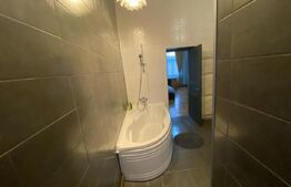 Apartament de 3 camere, decomandat, 121 mp, zona Piata Unirii