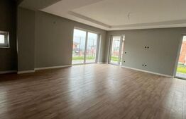 Apartament finisat in VORONET ,5 camere cu parcare si gradina in Vila