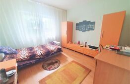 Apartament 3 camere, decomandat, 61mp, etaj intermerdiar, zona Podului Calvaria