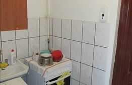 Garsoniera renovata, 22 mp utili, zona strazii Cojocnei