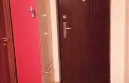 Vanzare apartament 3 camere, 54 mp, zona strazii Sub Cetate!