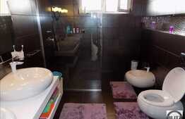 Penthouse de lux cu 5 camere, 220 mp, terasa 30 mp, 2 garaje, zona Iulius Mall