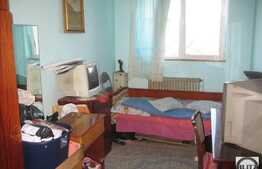 3 camere, 63 mp, decomandat, boxa subsol, zona Stadion CFR