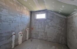 Apartament 3 camere, 2 etaje, 70mp, zona Penny