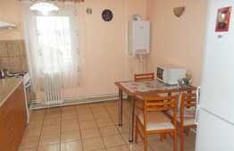 Apartament 3 camere, 66 mp, decomandat, etaj intermediar, zona Bucium