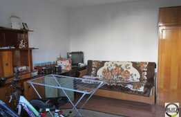 2 camere, 49 mp, decomandat, boxa, zona strazii Bucium